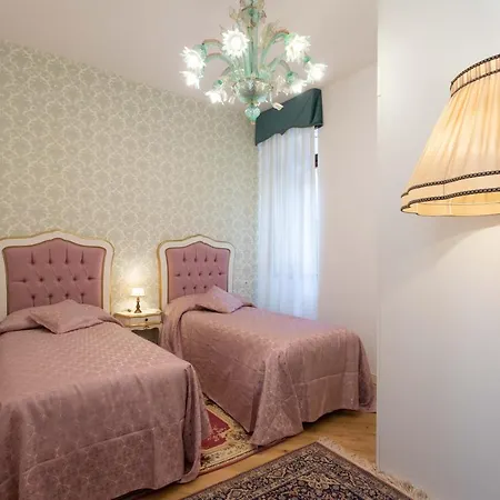 Ca Del Glicine - Charming On The Canal Daire